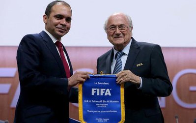 پرنس علی: بلاتر باید فوراً کنار برود!