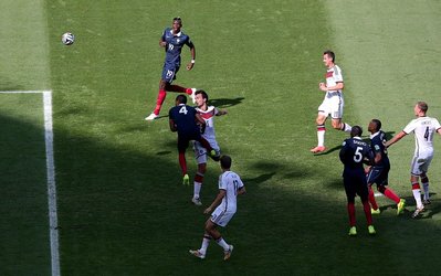 فرانسه 0 - آلمان 1 / ژرمنها، خروسها را حذف کردند و به نیمهنهایی رسیدند