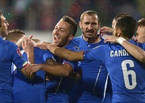 شادی بازیکنان ایتالیا|بلغارستان 2 - 2 ایتالیا / یورو 2016