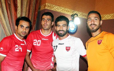 سرخپوشان تا مراسم چهلم مرحوم نوروزی سیاه‌پوش می‌شوند