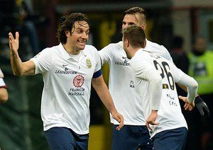 لوکا تونی|میلان 2 - 2 هلاس ورونا / سری آ