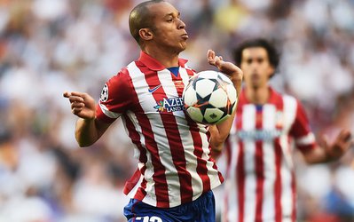 نقل  و انتقالات | منچستر یونایتد میراندا را می‌خواهد