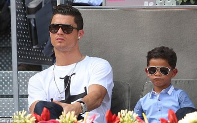 یک روز از زندگی رونالدو چطور می گذرد؟