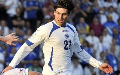 مصاحبه بازیکن بوسنی حاشیه ساز شد / سوسیچ مدافعش را اخراج کرد