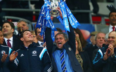 اشک‌های مورینیو پس از پایان 914 روز ناکامی