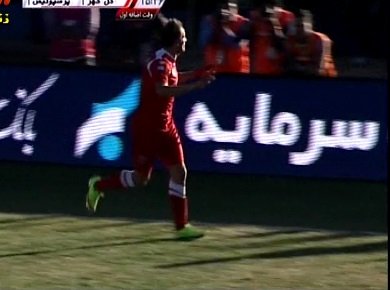 ویدئو : گل اول پرسپولیس(محسن بنگر)
