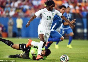 جروینهو|تلاش های جروینهو در این دیدار بسیار به چشم امد .