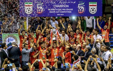سرمربی فوتسال ماهان قم: قهرمانی حق ما بود