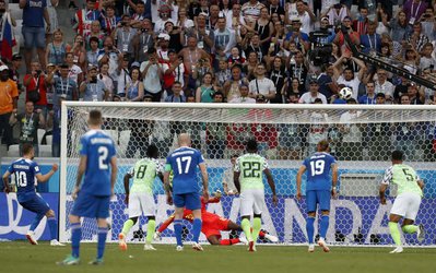 جام بیست‌و‌یکم | تحلیل و بررسی بازی نیجریه-ایسلند