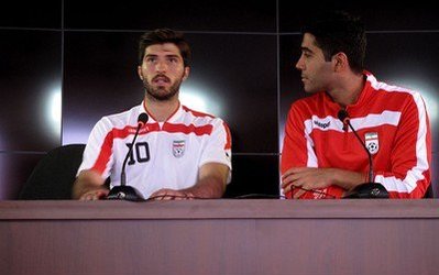 خوشحالی بازیکنان تیم ملی فوتبال ایران از پیروزی والیبال در برزیل