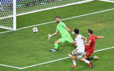 سکوی کوتاه برد فوتبال ایران!