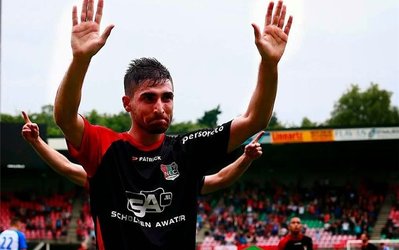 جهانبخش: مدیر نایمخن گفت بیشتر از دو میلیون یورو می‌ارزم/ ماندم تا قهرمان شویم