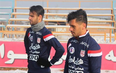 گزارش روز | این فوتبالیست‌های به خط / مصوبه مجلس هم پایان قصه سربازها نبود 