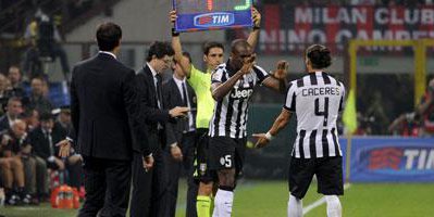 کاهش نگرانی بانوی پیر بابت مصدومیت کاسرس