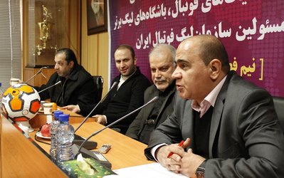 گفت وگوی متافوتبال با مدیر روابط عمومی سازمان لیگ پس از راه ندادن دوربین ها / بهمنی: این یک بازی باخت باخت است