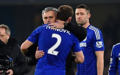 مورینیو در واکنش به درگیری ایوانوویچ و مک‌کارتی: لطفاً من را به خنده نیندازید!