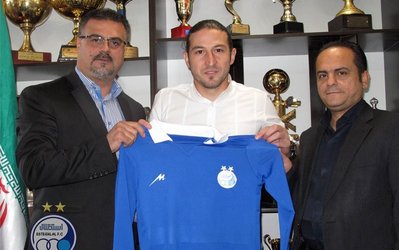 نظری جویباری: هیچ‌کس نمی‌تواند برای استقلال شرط بگذارد