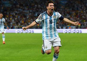 لیونل مسی|جشن لیونل مسی بعد از باز کردن دروازه بوسن و هرزگوین .