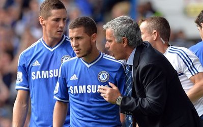 مورینیو: رونالدو پس از مارادونا برترین بازیکن تاریخ است