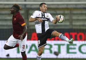 ماپو یانگا مبیوا- آنتونیو کاسانو