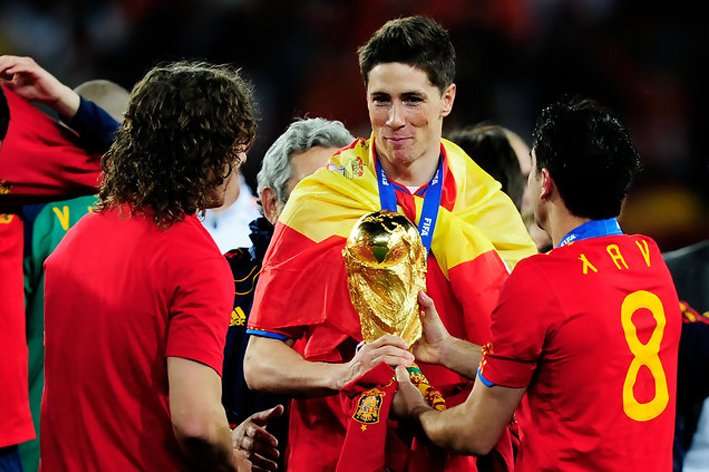 Xavi Hernandez - 2010 FIFA World Cup Final.jpg