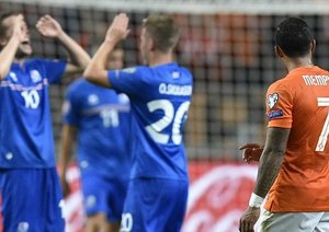 ممفیس دیپای|هلند 0 - 1 ایسلند / مقدماتی یورو 2016