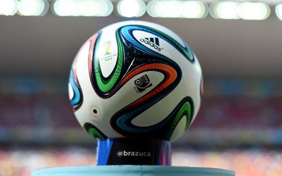 مزایده خیریه توپ جام جهانی لغو شد