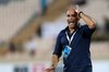 گله منصوریان از صداوسیما: منافع مالی نبود، بازیهای استقلال و پرسپولیس را هم پخش نمیکردند!