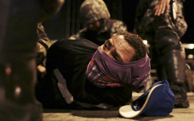 درگیری پلیس برزیل با مردم معترض برازیلیا علیه فیفا