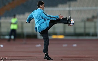 افجه‌ای: مشخص نیست چه زمانی به وضعیت قلعه‌نویی رسیدگی می‌شود