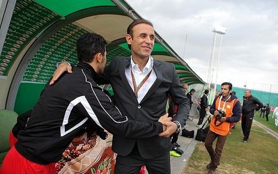 گل‌محمدی: نه از پرسپولیس پیشنهاد دارم و نه تصمیمی برای جدایی از ذوب‌آهن