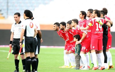 حقوق هفتگی سرخپوشان به حسابشان واریز شد