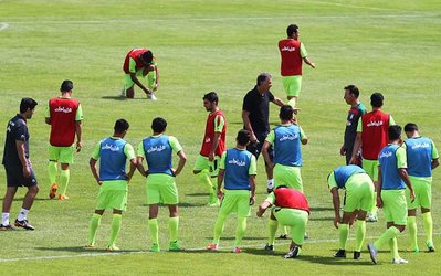 گوام امروز در زمین شماره ۲ آزادی تمرین می‌کند / تمرین تیم ملی ایران امروز فقط در سالن