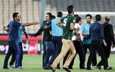 درگیری قلعه‌نویی و صادقی به هیئت مدیره استقلال کشیده شد