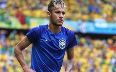 سزار: نیمار بهتر از بالوتلی است