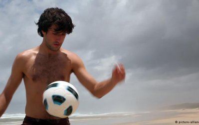 یک آلمانی بازیکن فصل فوتبال باشگاهی استرالیا شد