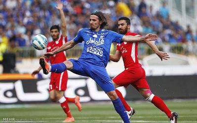 نقدی بر خریدهای غلط استقلال؛ ۶ میلیارد سوخت!