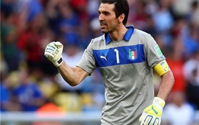 بوفون بازی مقابل انگلیس را از دست داد