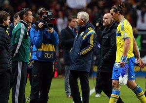 سوئد ۲-۳ پرتغال/پلی آف جام جهانی ۲۰۱۴|هتریک رونالدو و صعود پرتغال به جام جهانی