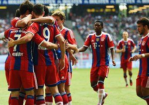 بایرن مونیخ|شادی رابرت لواندوفسکی بعد از باز کردن دروازه ولفسبورگ.