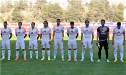 رضاییان قرارداد خود را با باشگاه راه آهن تمدید کرد