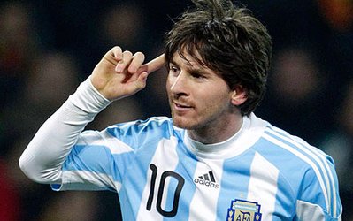 "آرژانتین باید حال و هوای مناسبی برای درخشش مسی در جام جهانی ایجاد کند"