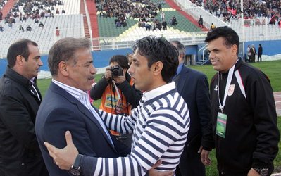 لیگ برتر | ابراهیم‌زاده: کمیته داوران خوشحال باشد که بازی‌ها پخش زنده نمی‌شود!