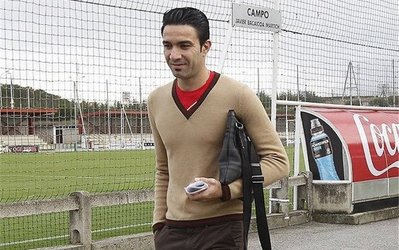 نکونام هم وارد فاز مربی‌گری شد / جواد به زودی به کادر فنی اوساسونا اضافه می‌شود