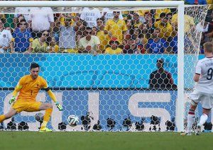 هوگو لوریس|یک سیو دیدنی از هوگو لوریس در مقابل بازیکن آلمان.