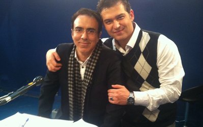 عکس روز | مزدک میرزایی در حین گزارش بازی لیورپول