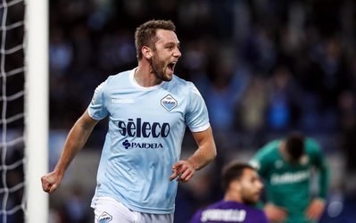 استفان دی فری تابستان از لاتزیو جدا می شود / منچستر یونایتد و لیورپول به دنبال دی فری 