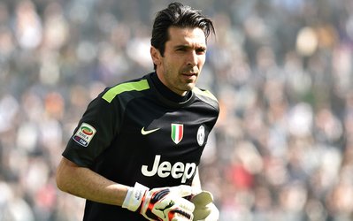 تولد روز | سوپرمن 37 ساله شد