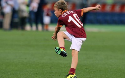 پسر فرانچسکو توتی به تمرینات تیم فوتبال رم اضافه شد