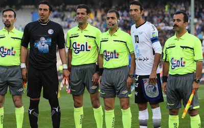 شفاف‌سازی داور بازی استقلال - صبا: بله به رحمتی گفتم به «چپ» حرکت کن و البته به راست!